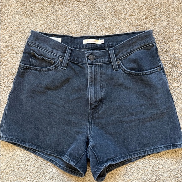 Levi's Pants - Levi’s Premium 80s Mom Shorts Black 4”